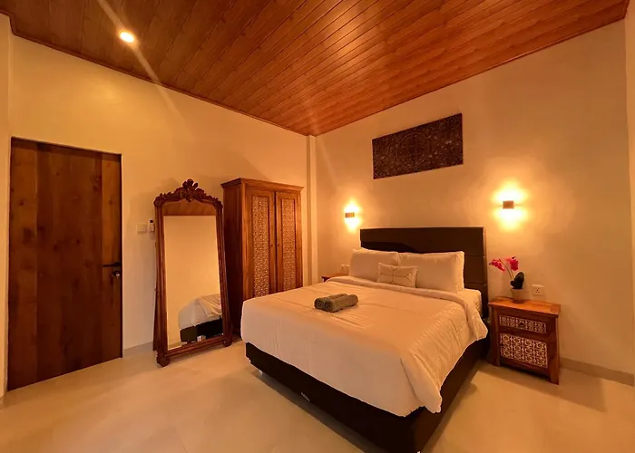 3 Bedrooms Private & Pool Near Gwk-er House 金巴兰